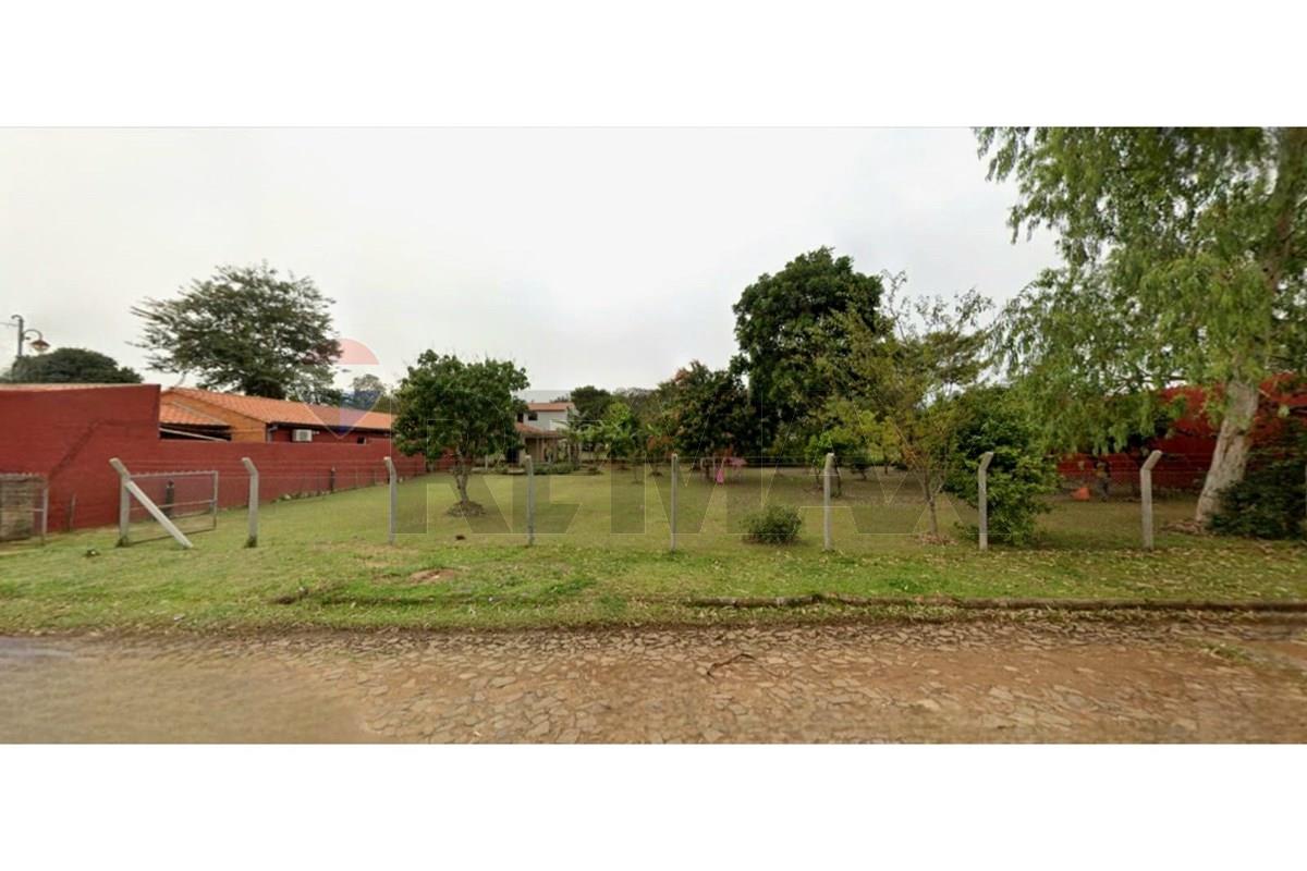 Hermoso terreno con quincho en Luque -Mora Kué - 1