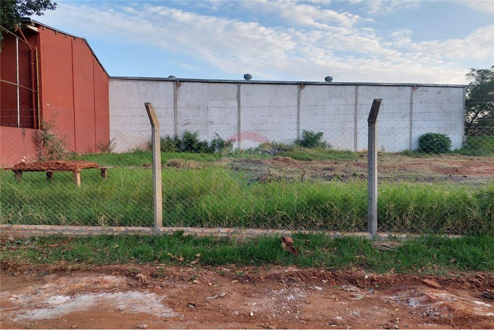 VENDO TERRENO EN LUQUE LAURELTY - 3