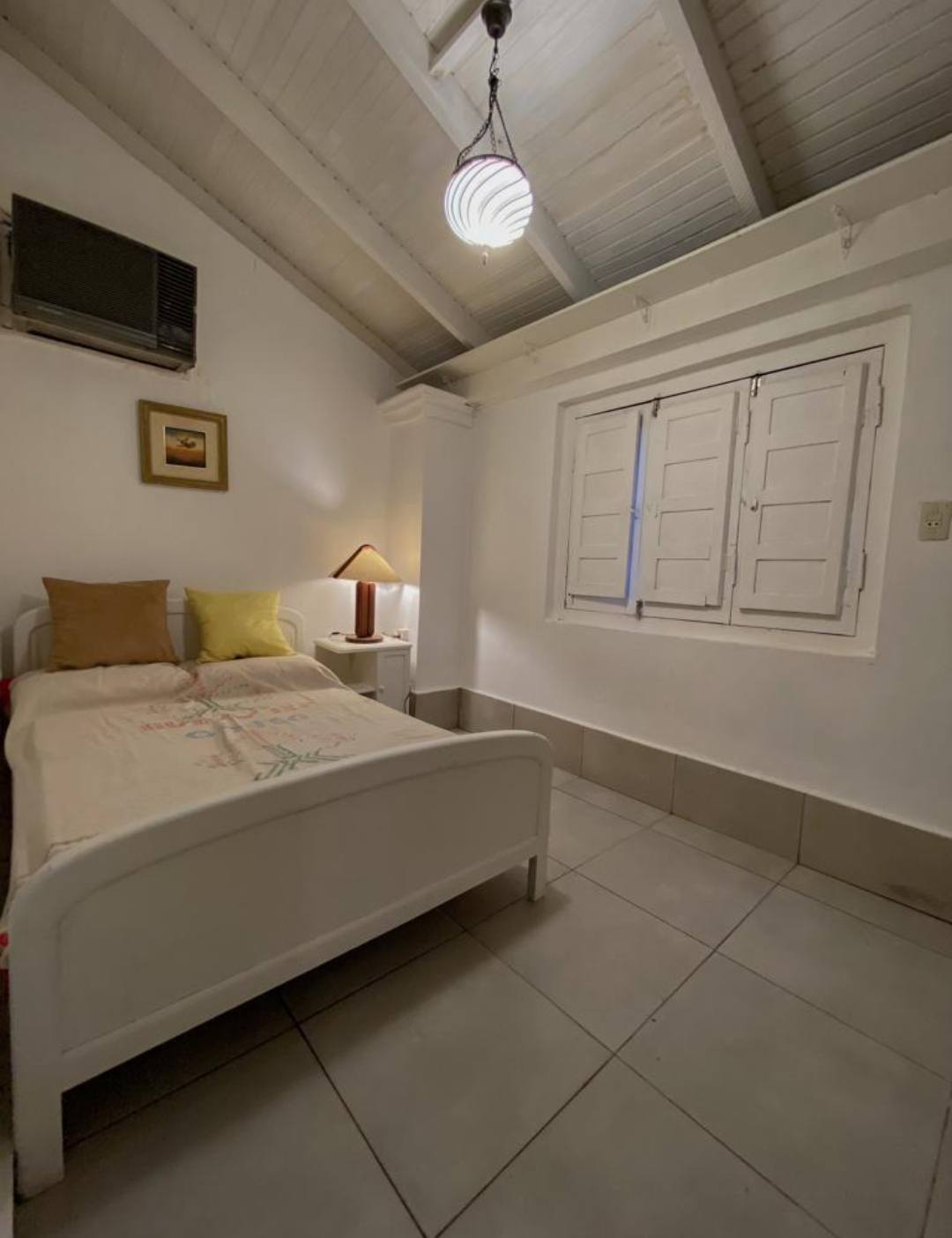 Hermosa villa en San Bernardino, cerca del lago y del centro. - imagen 8