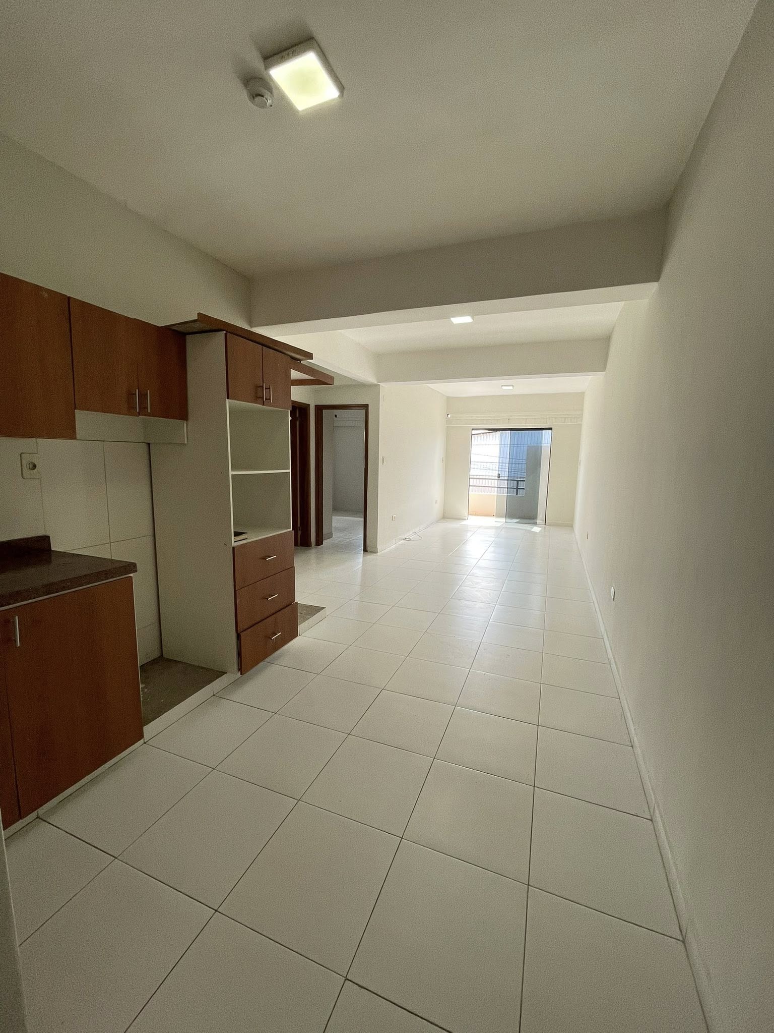 ⭕Alquile un hermoso apartamento a un paso de la Avda. Von Polesky, cerca del Hipermercado Luisito. 🏢 - 3
