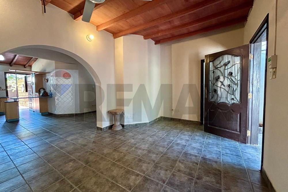 Casa en Fdo de la Mora Zona Sur - B° Leopardi 🏡CASA EN ALQUILER FERNANDO DE LA MORA | BARRIO LEOPARDI - 3