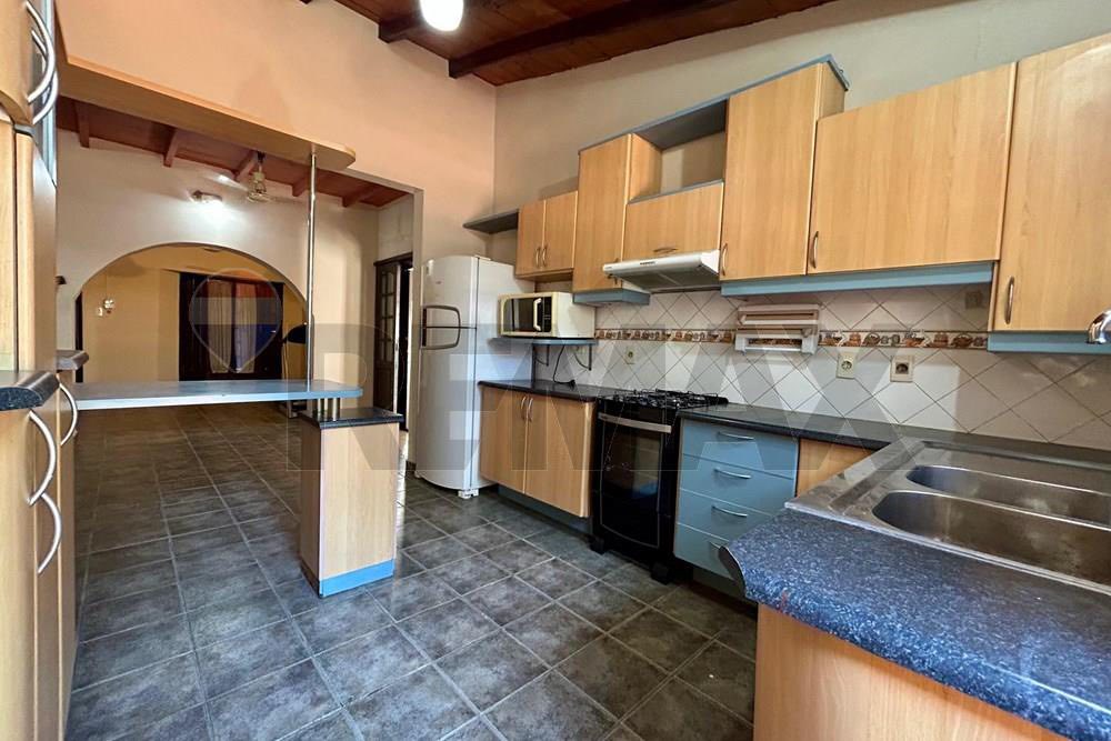 Casa en Fdo de la Mora Zona Sur - B° Leopardi 🏡CASA EN ALQUILER FERNANDO DE LA MORA | BARRIO LEOPARDI - 9