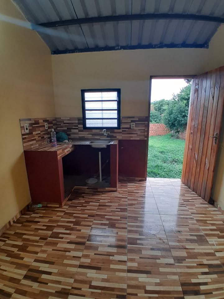 🔑EN VENTA CASA EN ÑEMBY LA LOMITA  📍Ubicado a 400mts de la av.uruguay - 5