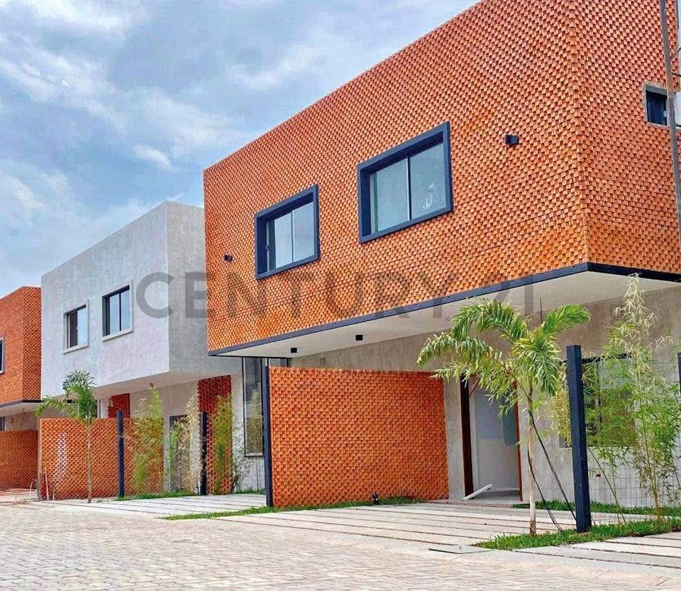 UlTIMA UNIDAD DISPONIBLE- Duplex en el barrio cerrado Altea laguna Grande- Fernando de la mora - 1