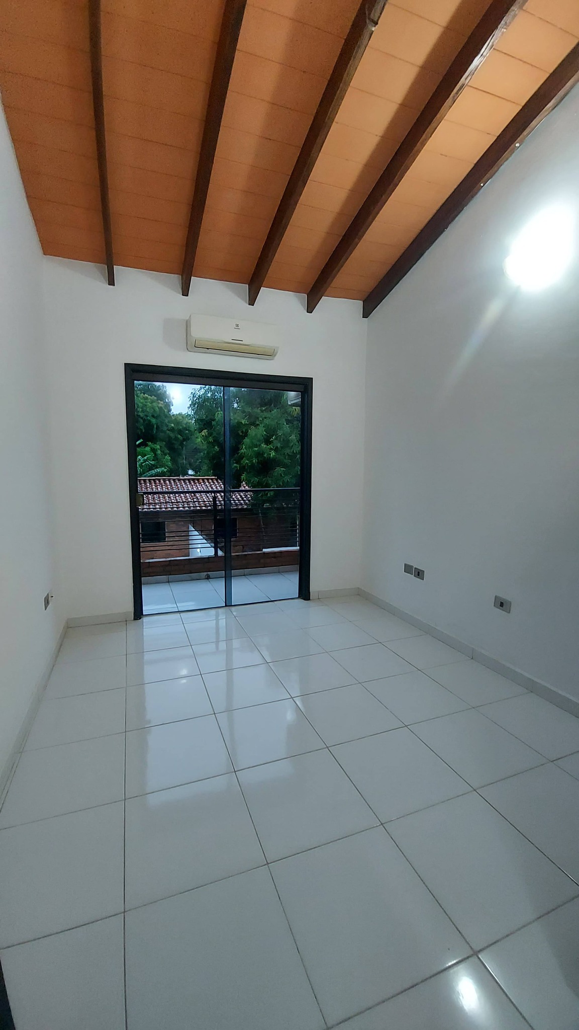 Alquilo Hermoso Dúplex  En excelente ubicación - 16
