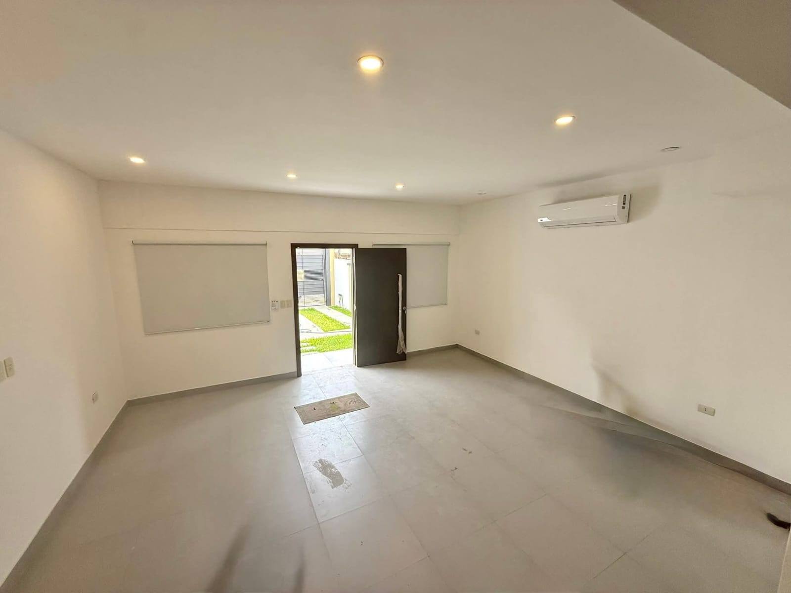 ALQUILO HERMOSO DÚPLEX EN LAMBARÉ ZONA ITA ENRAMADA - 9
