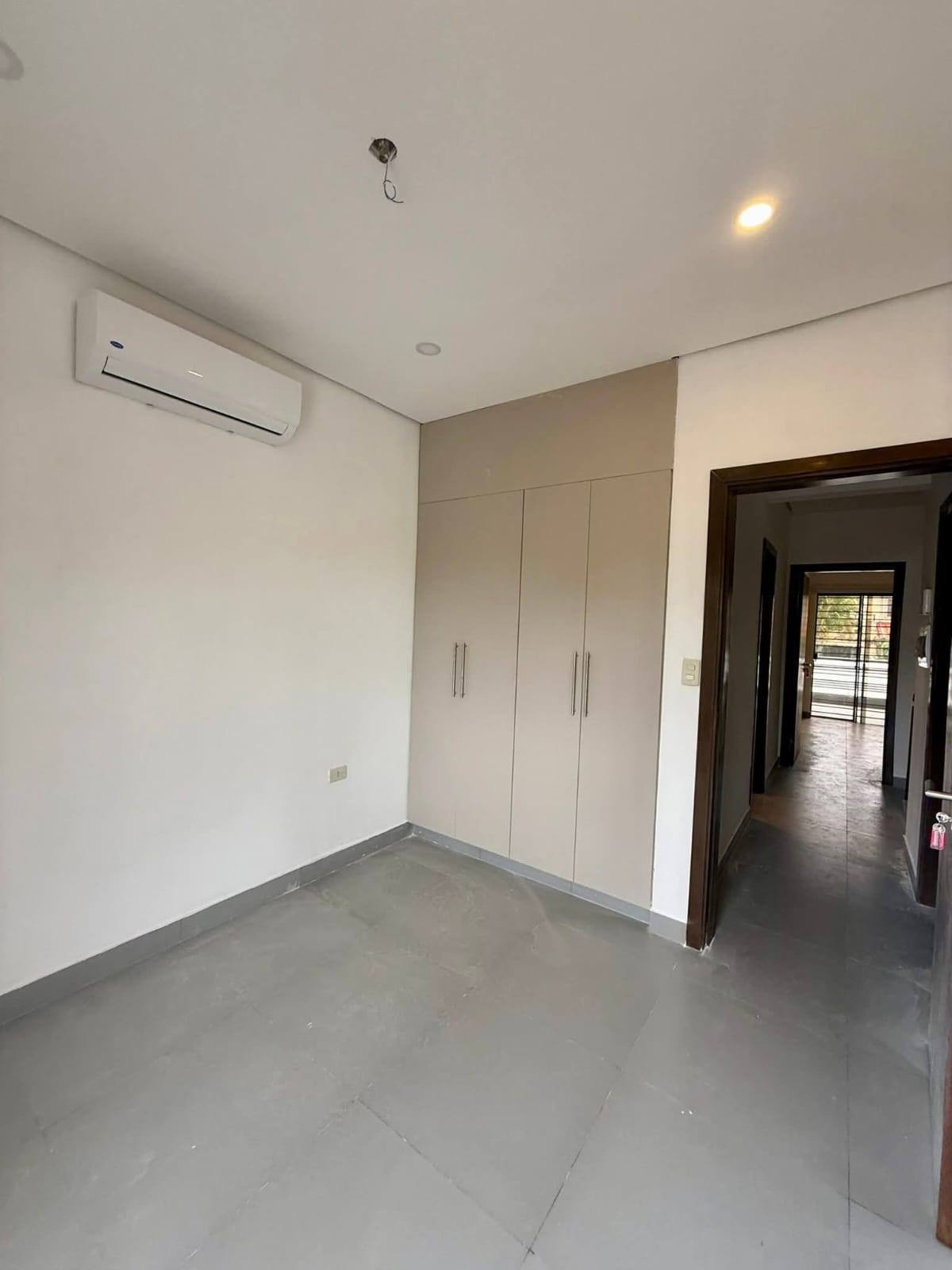 ALQUILO HERMOSO DÚPLEX EN LAMBARÉ ZONA ITA ENRAMADA - 11