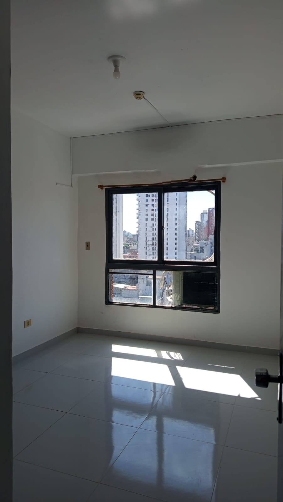ALQUILO DEPARTAMENTO REFACCIONADO A NUEVO EN EL CENTRO DE ASUNCION ZONA FERIA ASUNCION - 6