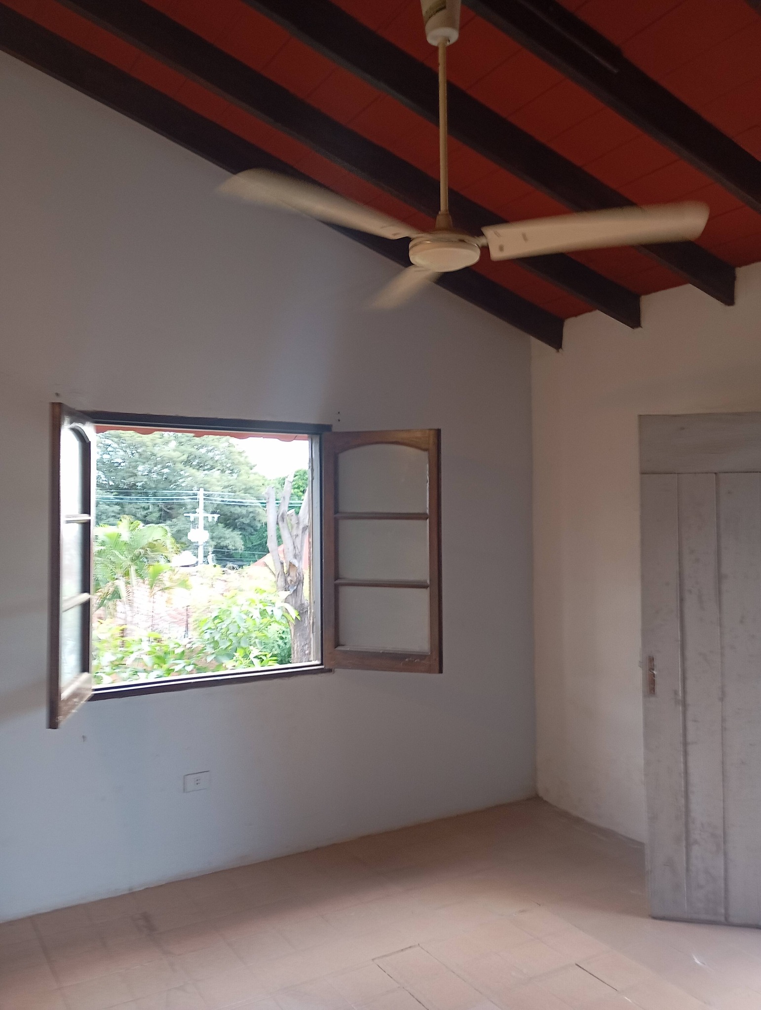 ALQUILO DEPARTAMENTO CON 2 DORMITORIOS EN LAMBARÉ - imagen 2