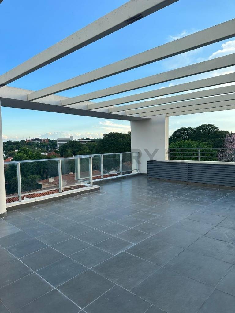 ÂĄUbicaciĂłn privilegiada! ALQUILO AMPLIO DPTO. de 3 habs. +AS en el EDIFICIO GRANADA - 15