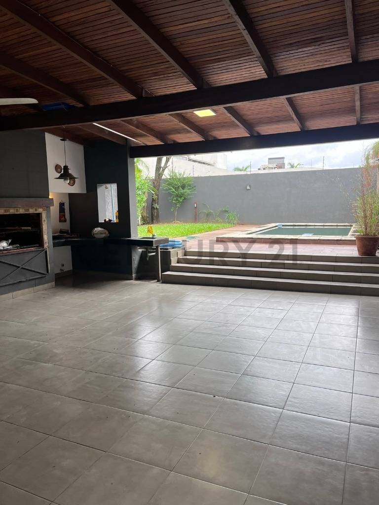Se alquila residencia a media cuadra del Cit - 3
