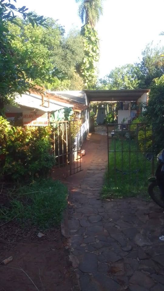 Hermosa Propiedad a la  venta con lindo jardin - imagen 2