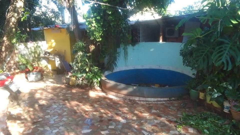 Hermosa Propiedad a la  venta con lindo jardin - imagen 4