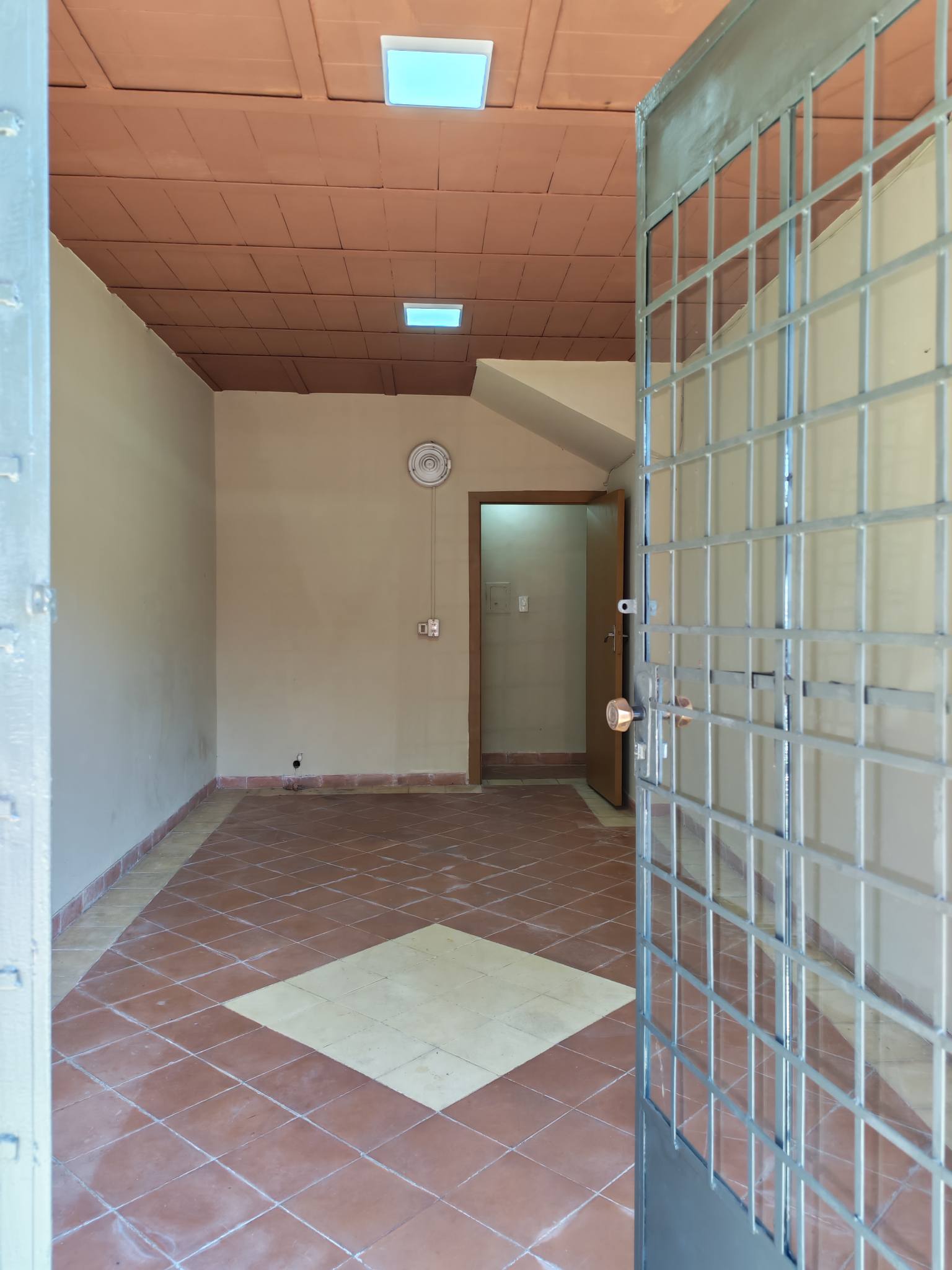 Alquiler Dpto p/oficina o vivienda barrio seminario S/Bernardino caballero y herrera - 3