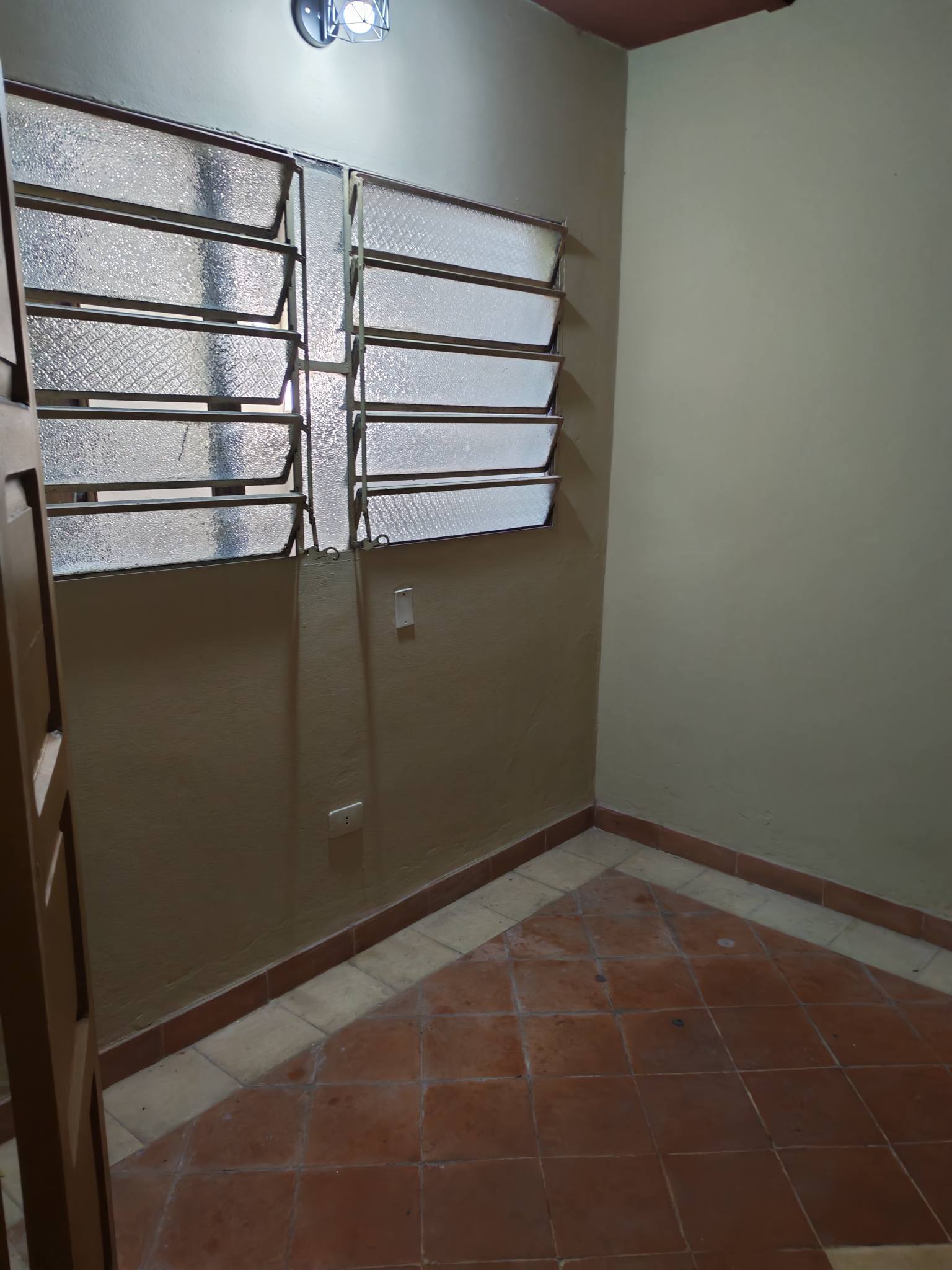 Alquiler Dpto p/oficina o vivienda barrio seminario S/Bernardino caballero y herrera - 9