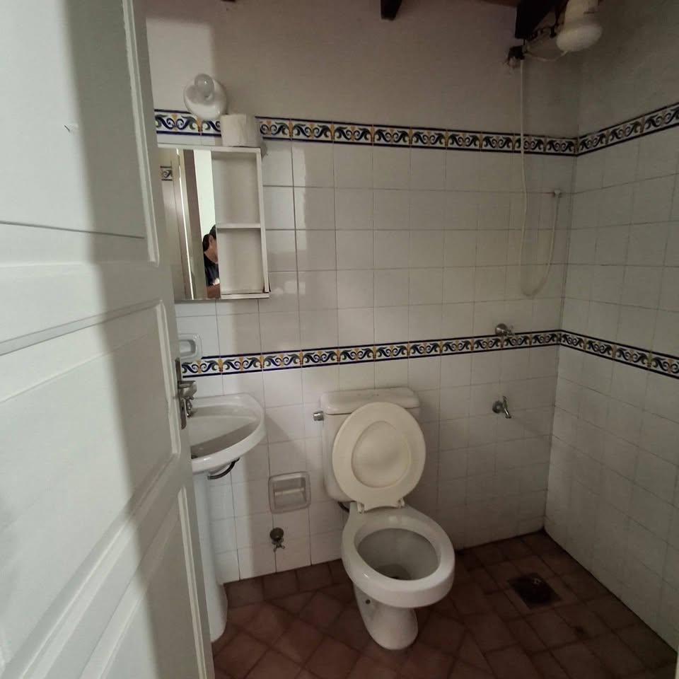 OPORTUNIDAD EN SAJONIA! 🏠 Ideal para Oficina o Vivienda Familiar - 7