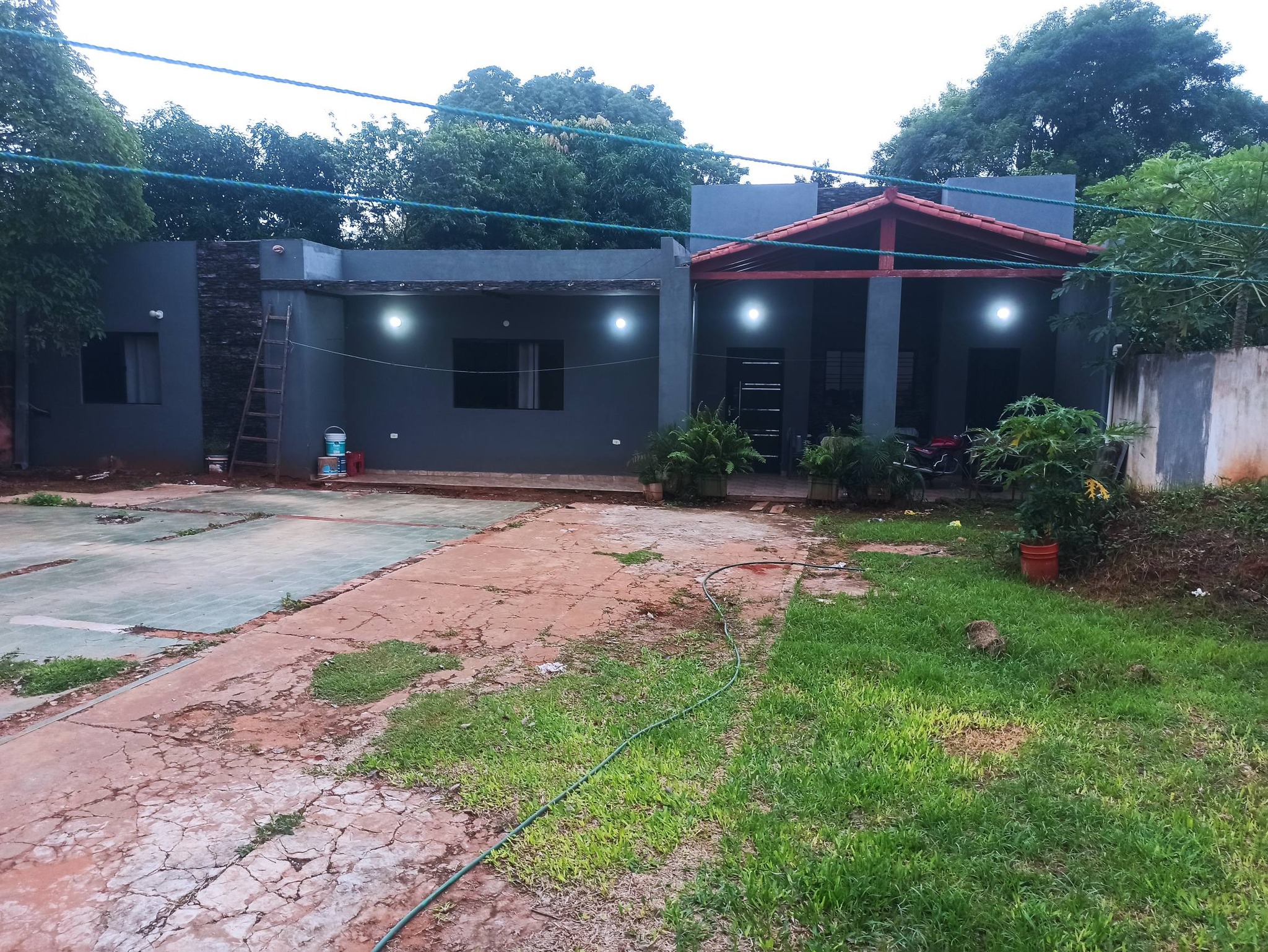🔥 ¡HERMOSA CASA EN VENTA EN ESQUINA – CAPIATÁ! 🔥 - imagen 2