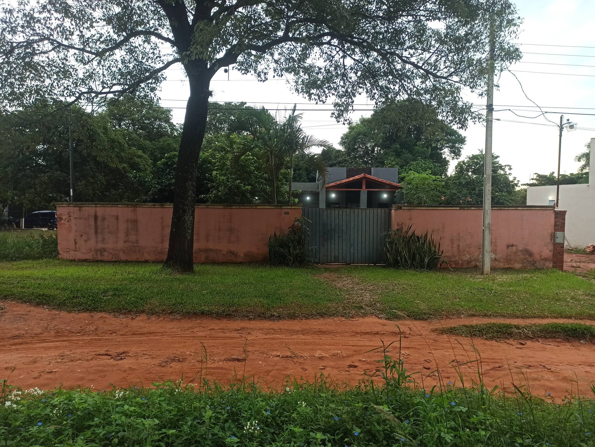 🔥 ¡HERMOSA CASA EN VENTA EN ESQUINA – CAPIATÁ! 🔥 - imagen 4