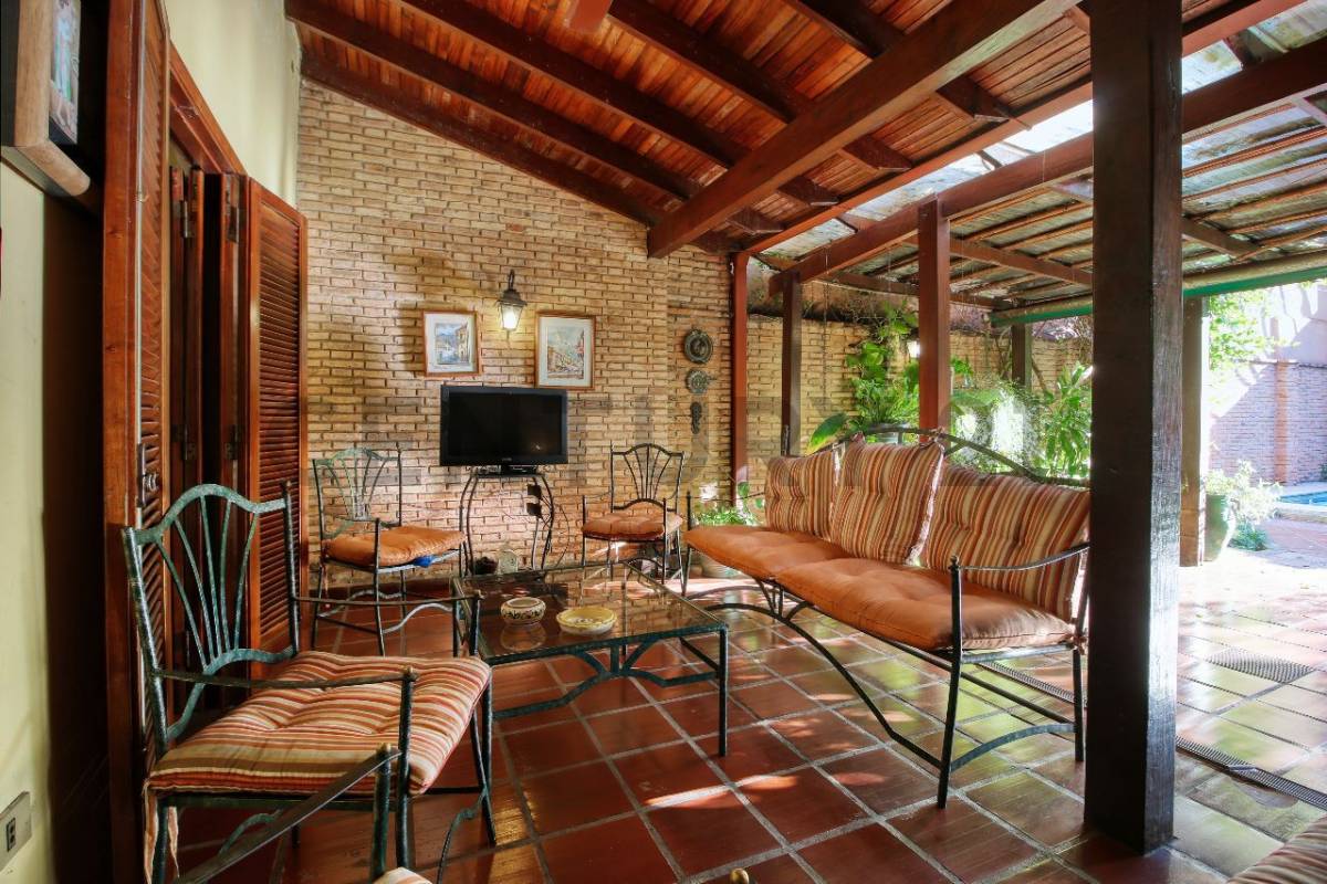 Venta de Casa en Ycuá Satí, Asunción - imagen 2