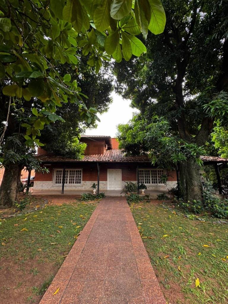 VENDO PROPIEDAD EN B° YCUA SATI - 1