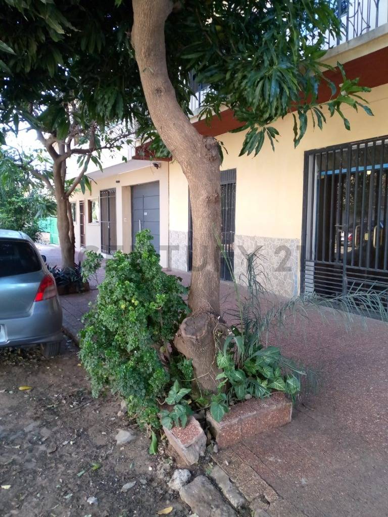 CASA EN VENTA EN BARRIO MBURUCUYA - imagen 3