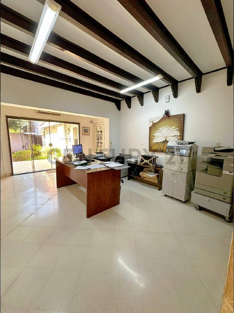 SE VENDE PROPIEDAD EN MBURUCUYA - 12