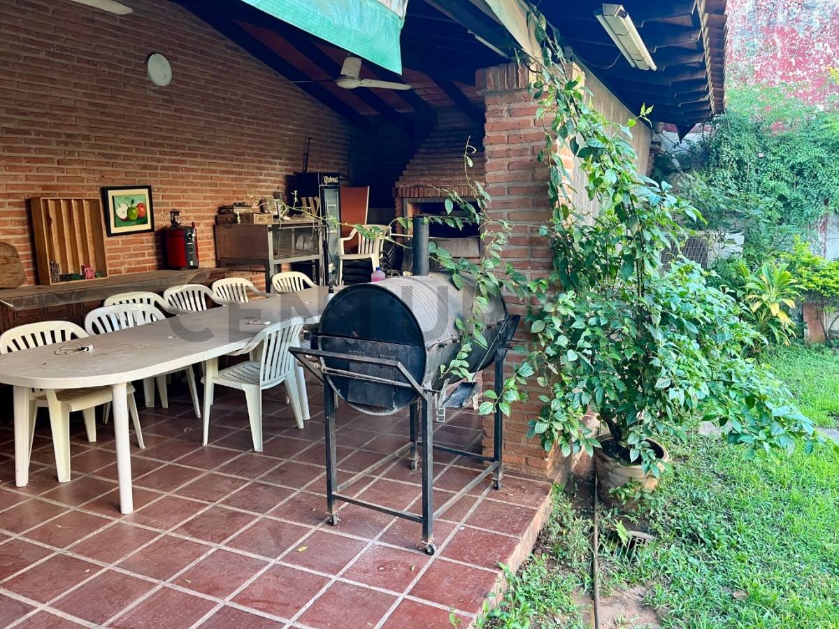 VENDO CASA A METRO DE MOLAS LOPEZ - 5