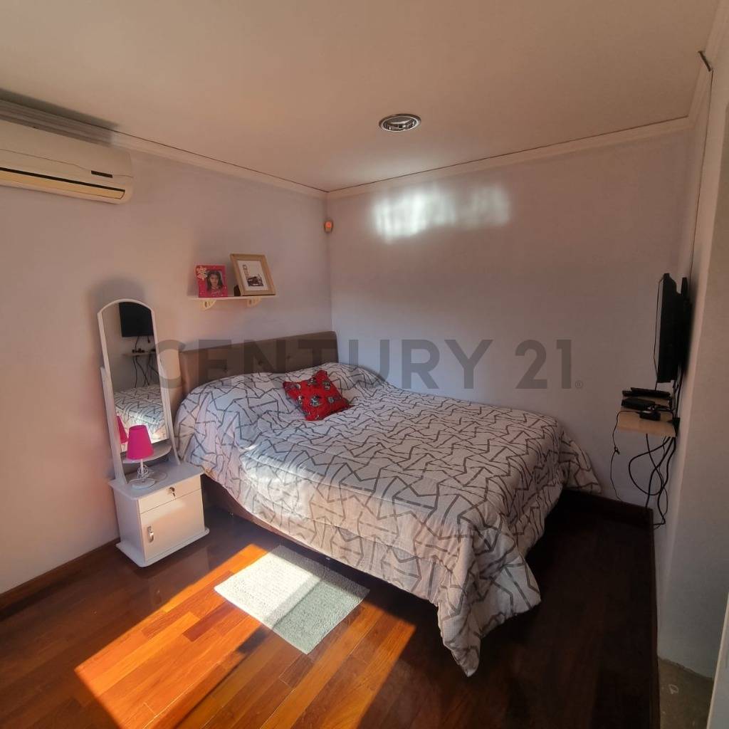 VENDO DUPLEX COMPLETAMENTE DOMOTIZADO - imagen 13