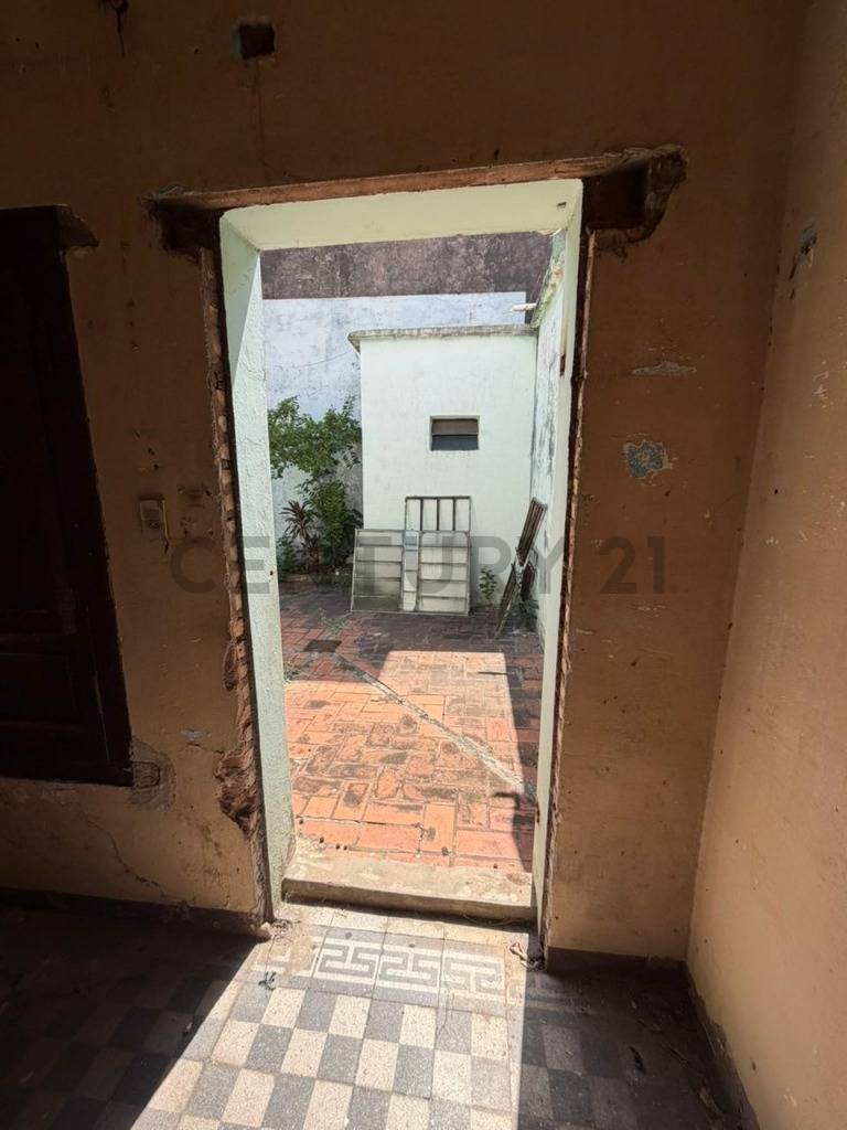 VENTA CASA CON SALON – ASUNCIÓN CENTRO - imagen 23