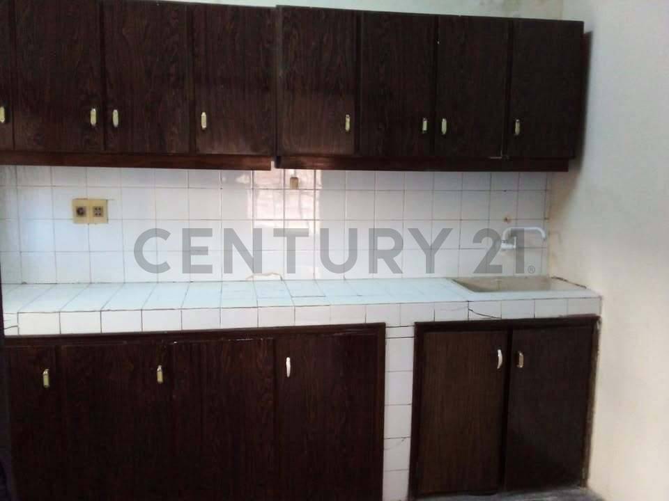 Venta de Casa con 2 Departamentos – Ideal Vivienda y Oficina - imagen 6