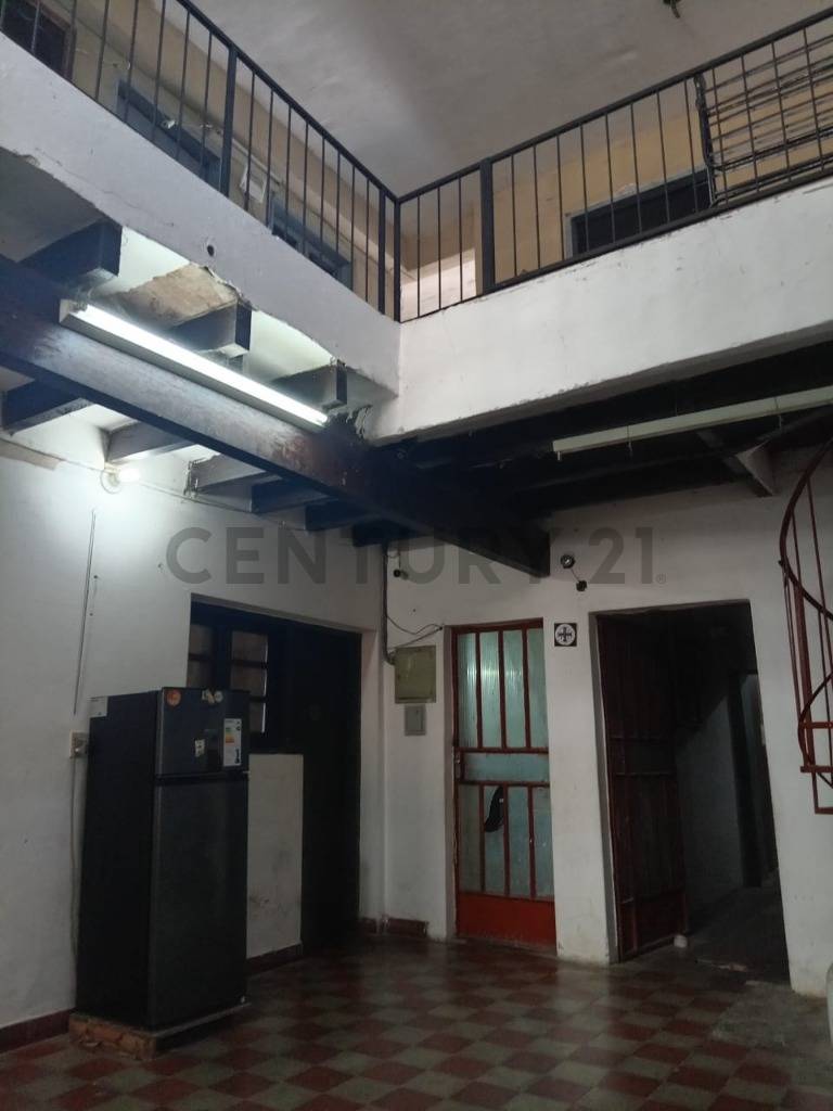 VENDO CASA / OFICINA en el barrio Dr. Gaspar Rodriguez de Francia - 7