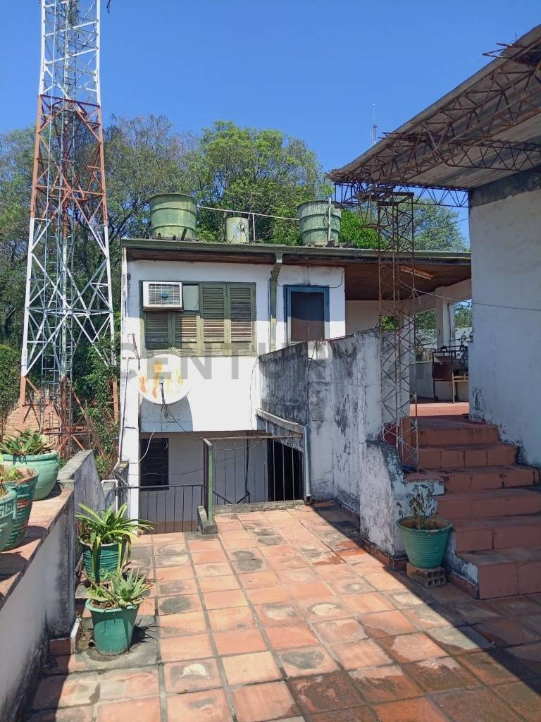 VENDO CASA / OFICINA en el barrio Dr. Gaspar Rodriguez de Francia - 9
