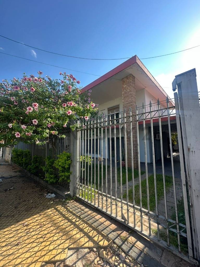 VENDO CASA / OFICINA en el barrio Dr. Gaspar Rodriguez de Francia - 14