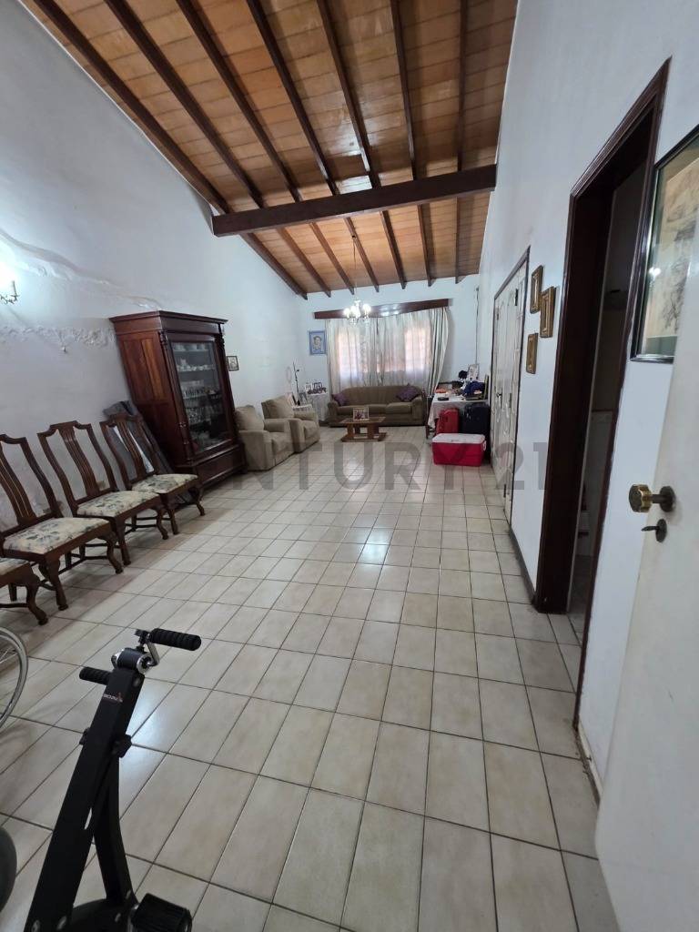 Hermosa casa de dos plantas – cómoda y funcional - imagen 6