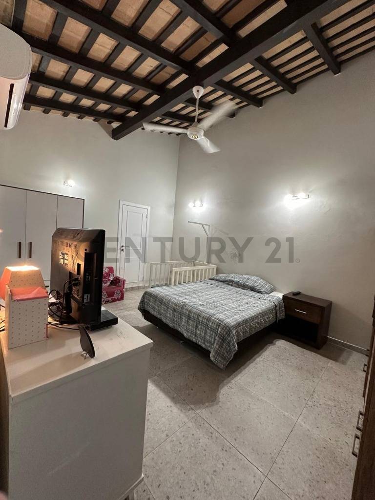 VENDO HERMOSA CASA EN ZONA CENTRICA DE ASUNCION - imagen 8