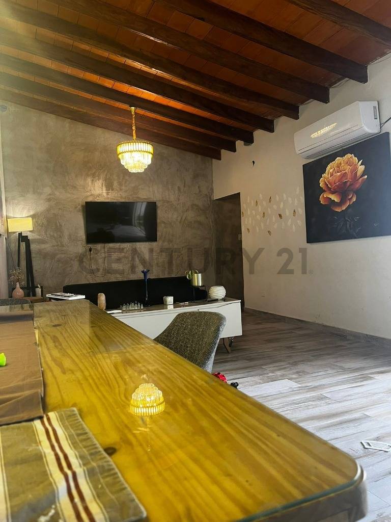 VENDO HERMOSA CASA en Hipodromo - imagen 2