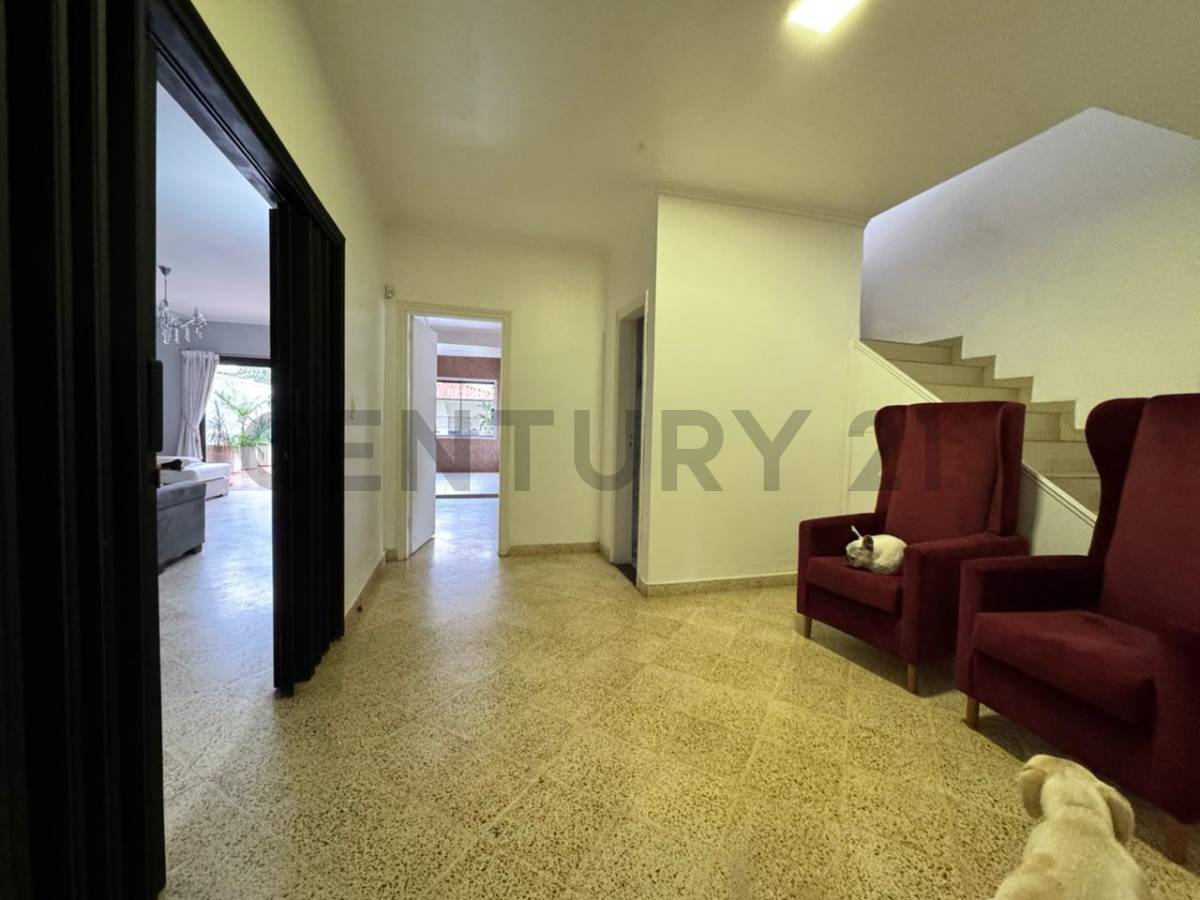 Casa de 4/5 dorm. en Itá Enramada - a 1 cuadra de la Av. Costanera Sur - 10