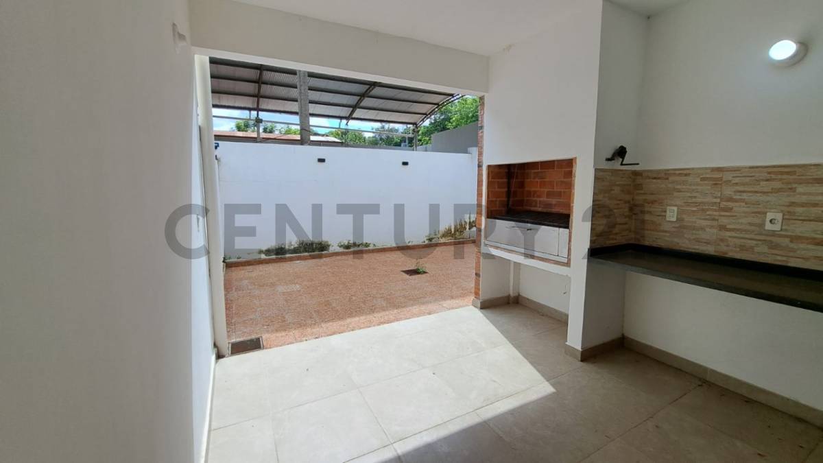 Dúplex en venta – Zona Yacht y Av. Perón - imagen 2