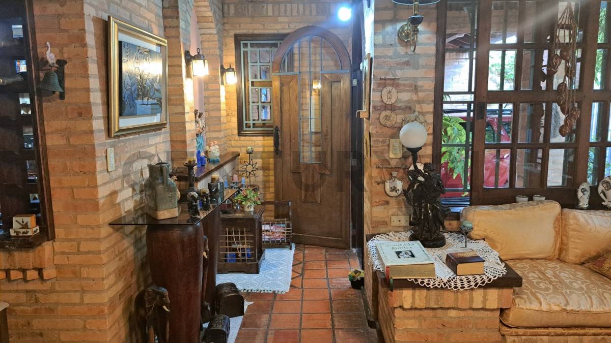 VENDO HERMOSA CASA EN ITA ENRAMADA - ASUNCION - imagen 4