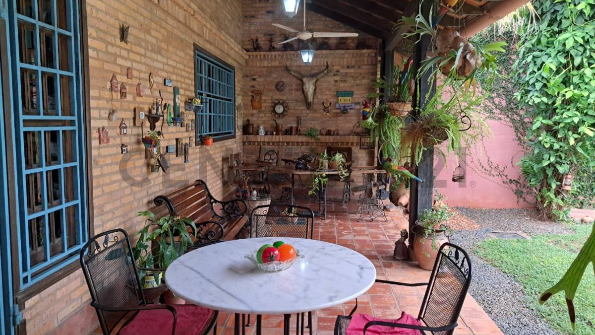 VENDO HERMOSA CASA EN ITA ENRAMADA - ASUNCION - imagen 18
