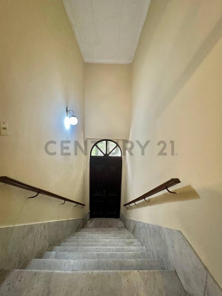 DOS PROPIEDADES JUNTAS | Venta de Casa en La Encarnación, Asunción - 2