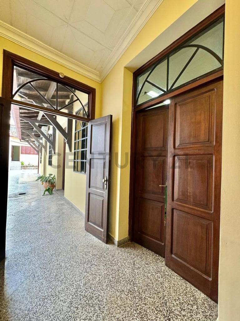 DOS PROPIEDADES JUNTAS | Venta de Casa en La Encarnación, Asunción - 8