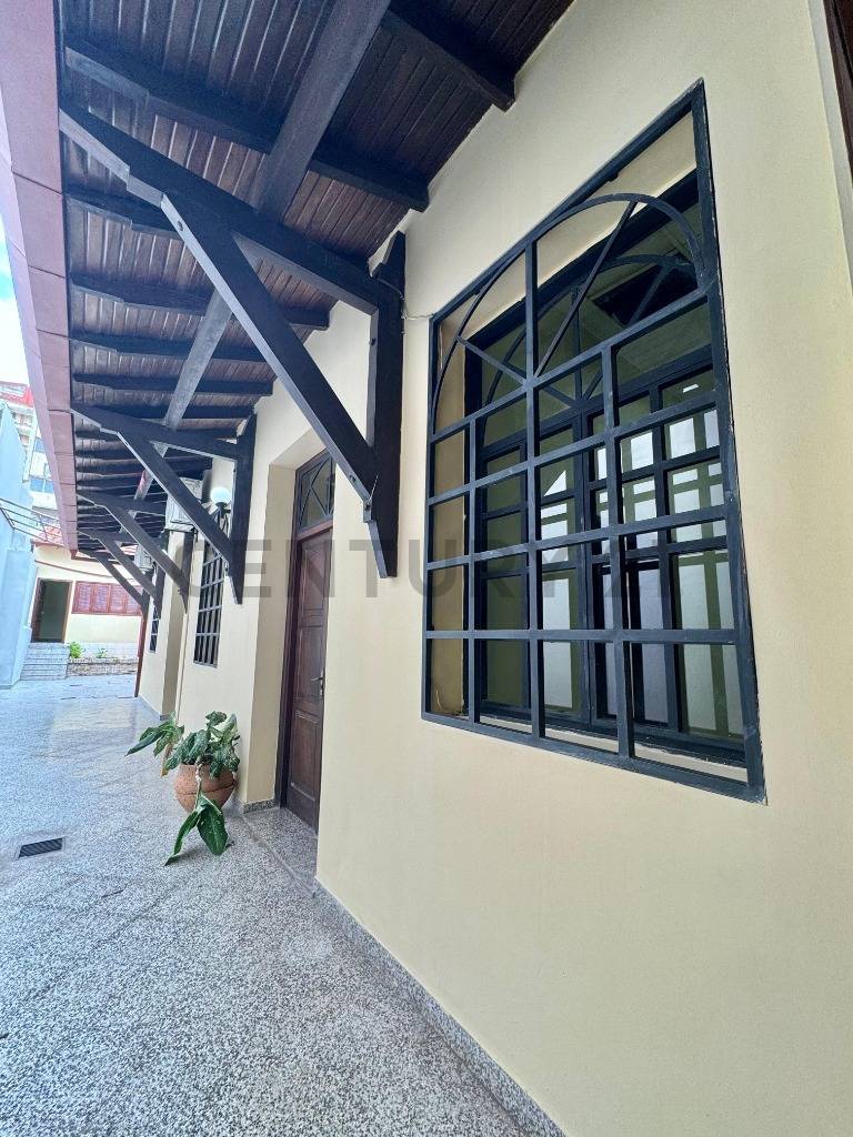 DOS PROPIEDADES JUNTAS | Venta de Casa en La Encarnación, Asunción - 9