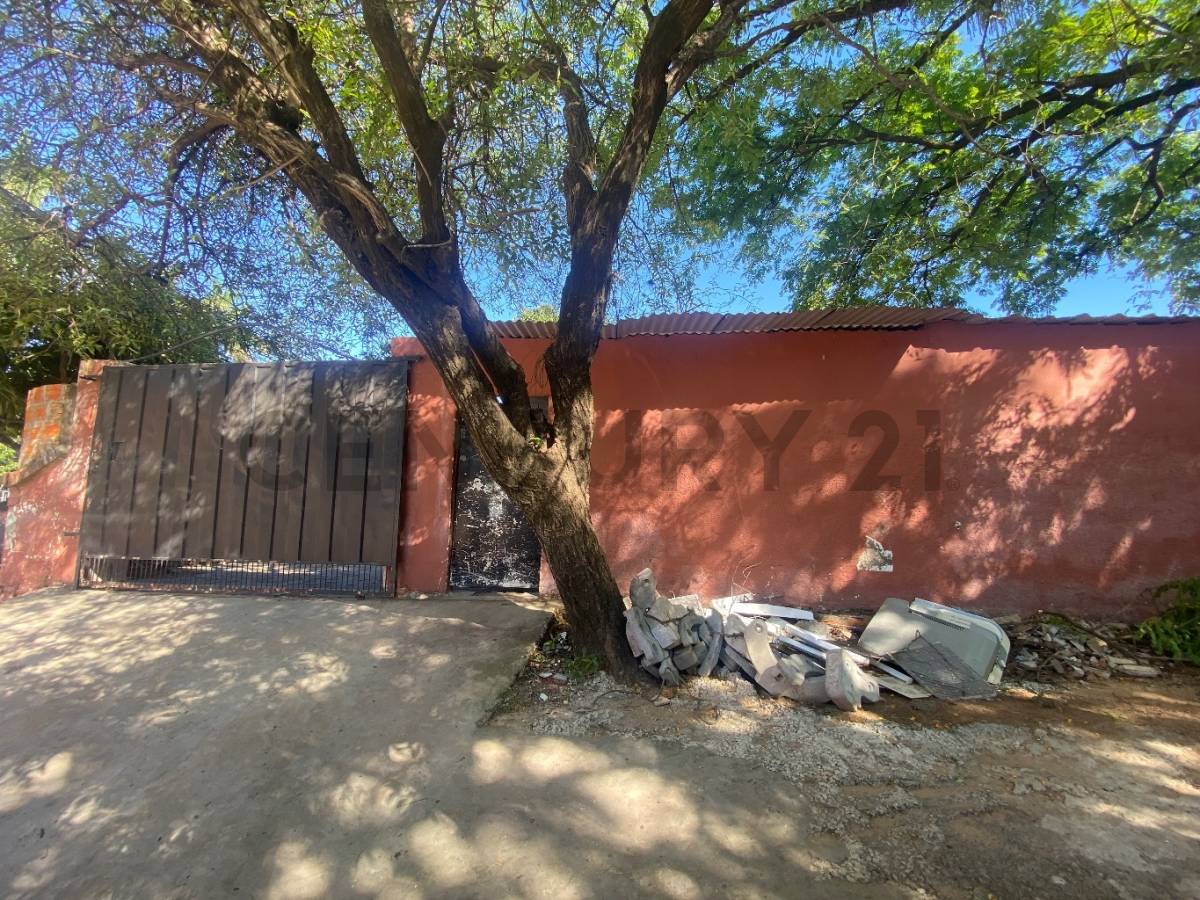 Casa en Venta en la Encarnacion a demoler o refaccionar - imagen 2
