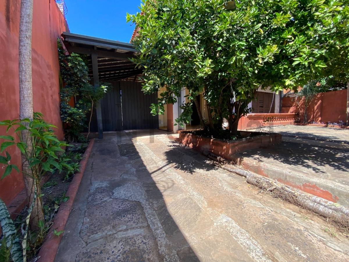 Casa en Venta en la Encarnacion a demoler o refaccionar - imagen 3