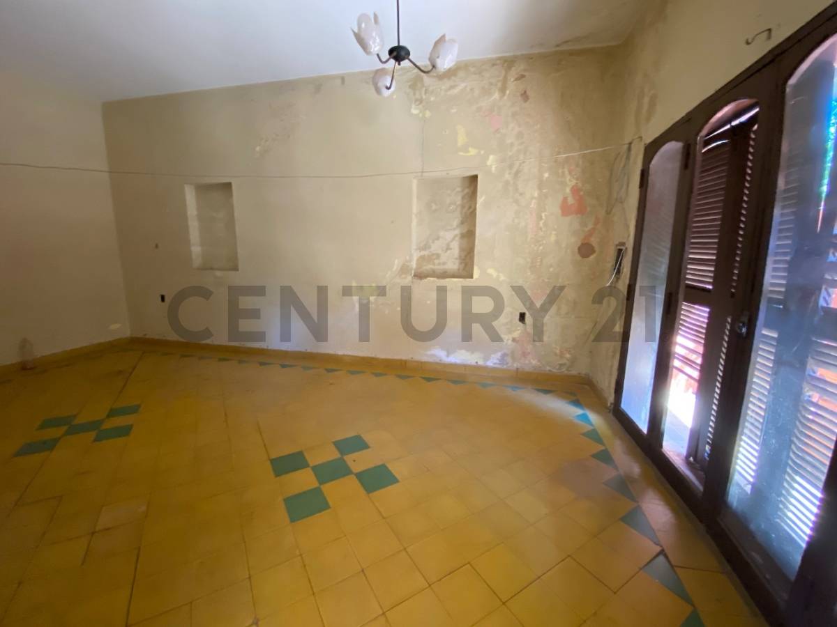 Casa en Venta en la Encarnacion a demoler o refaccionar - imagen 5