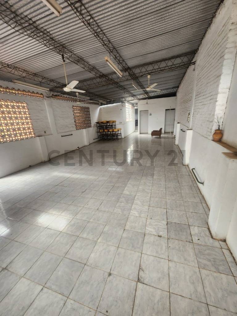 Venta de Casa en La Encarnación, Asunción - imagen 3