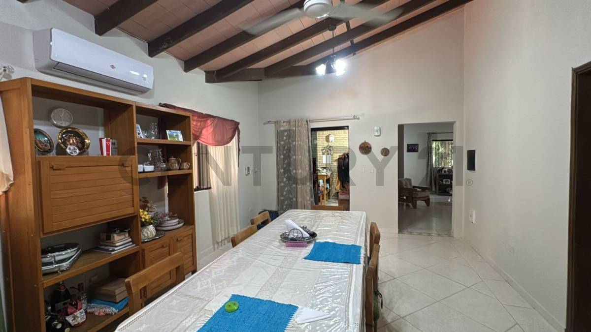 Vendo casa en barrio Las Lomas - imagen 7