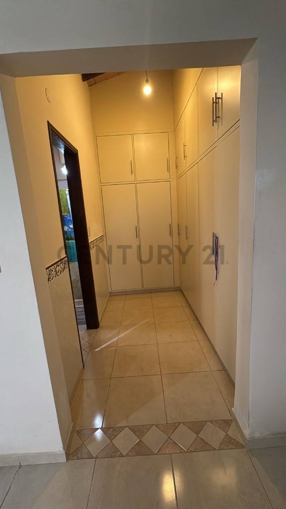 Vendo casa en barrio Las Lomas - imagen 12