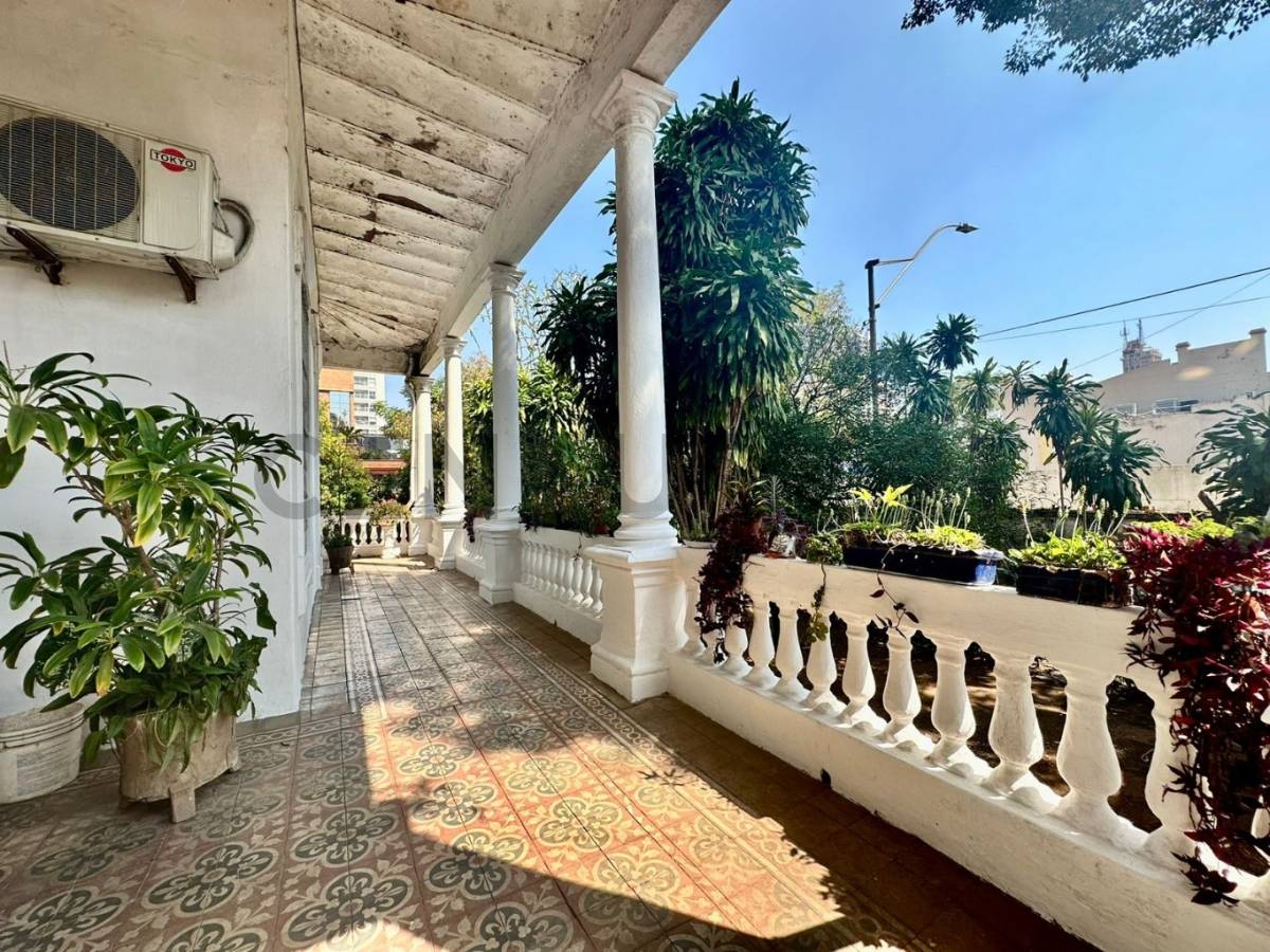EN VENTA IMPORTANTE RESIDENCIA DECLARADA PATRIMONIO HISTORICO CULTURAL - 3